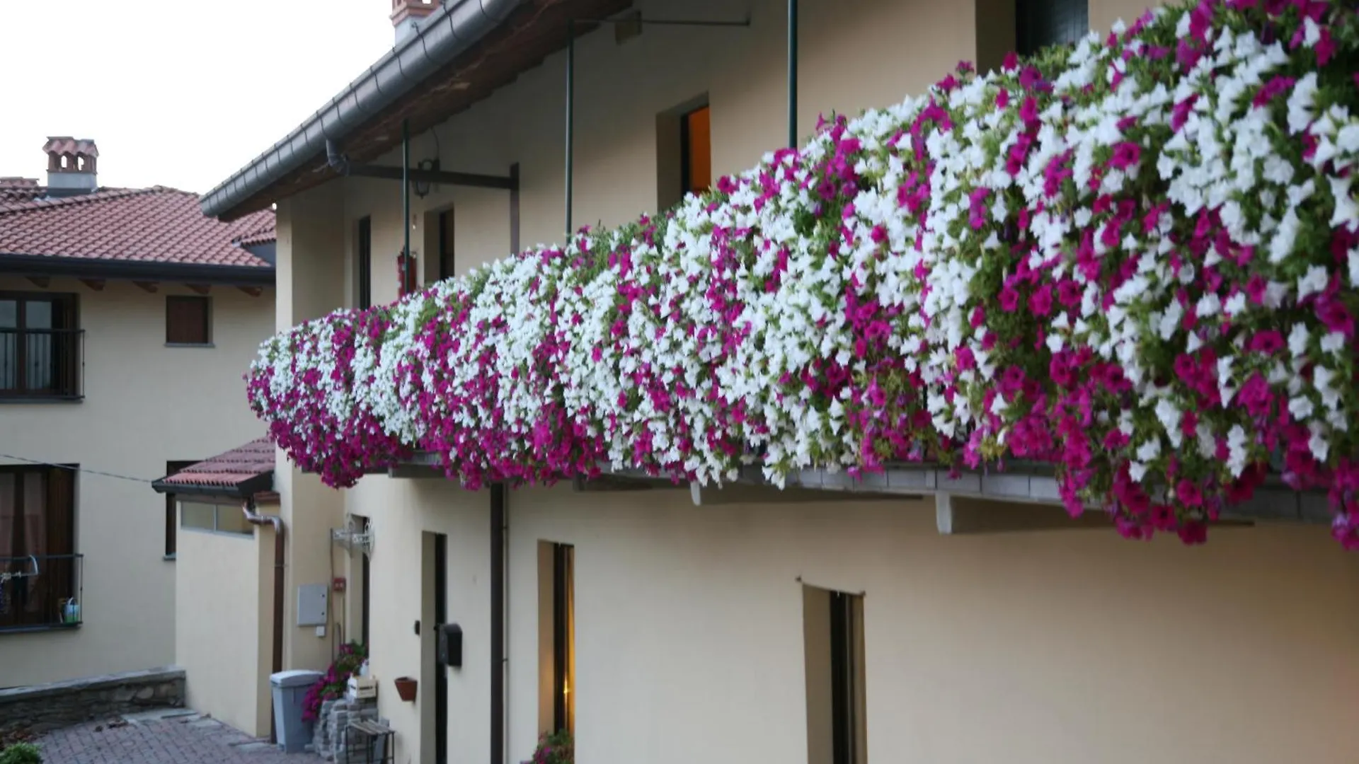 Locanda Dell'Oca Bianca Como 3*,  Italy