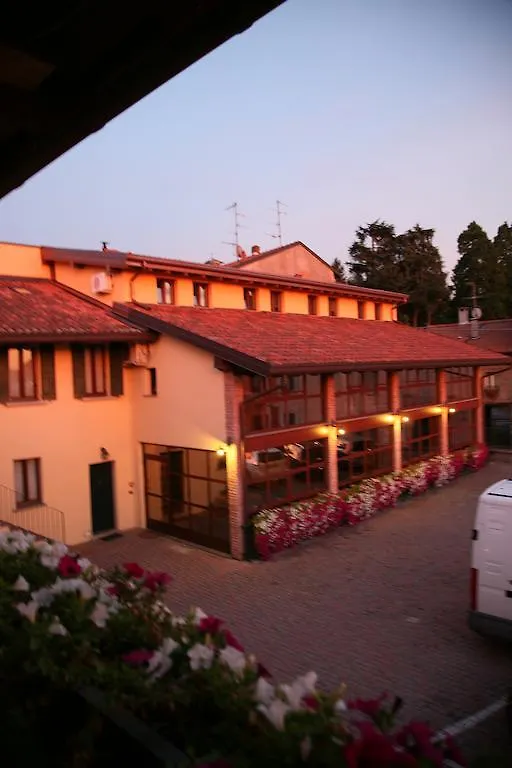 Locanda Dell'Oca Bianca Como 3*,  Italy